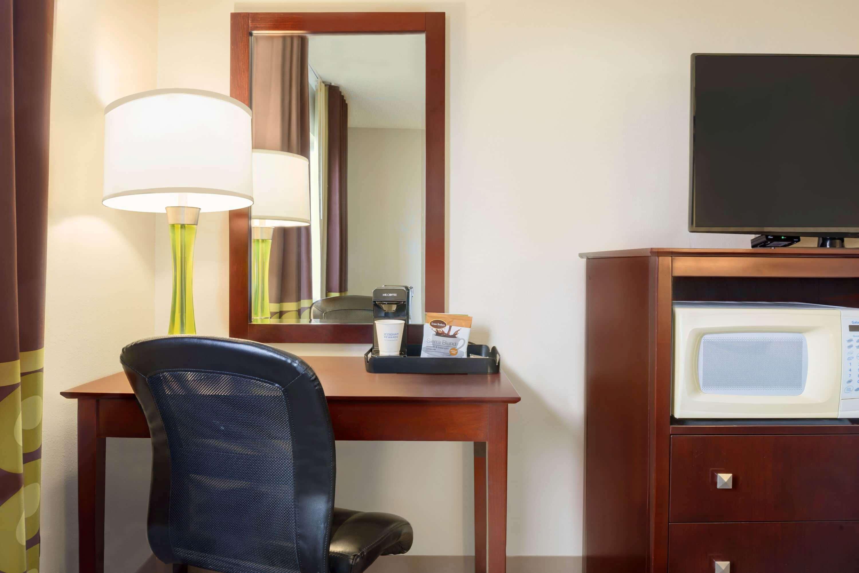 Super 8 By Wyndham Bethany Mo Extérieur photo